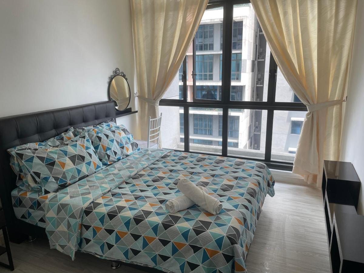 2 Bedroom Apartment @Setia Sky 88 Τζόχορ Μπάχρου Εξωτερικό φωτογραφία